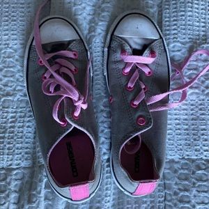 Converse all star size 3